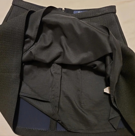 Madewell black Jacquard pleated skirt in pre-owned excellent conditions. Size 0 - Picture 2 of 9